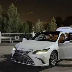 Lexus ES 350 2023
