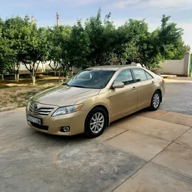 Toyota Camry 2011