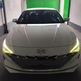 Hyundai Elantra 2021