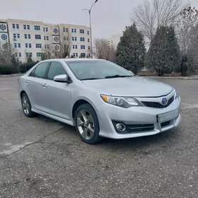 Toyota Camry 2012