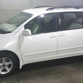 Toyota Sienna 2004
