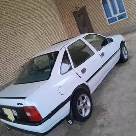 Opel Vectra 1990