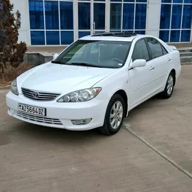 Toyota Camry 2005
