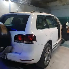 Volkswagen Touareg 2004