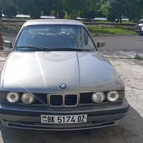BMW 525 1989
