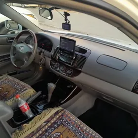 Toyota Camry 2003