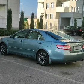 Toyota Camry 2011