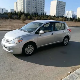 Nissan Versa 2010