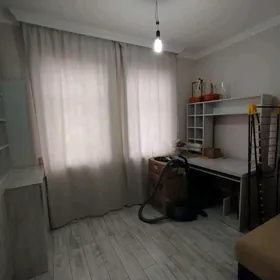 мир4 9/6 этаж 4 ком