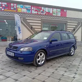 Opel Astra 2004