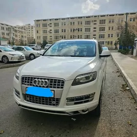 Audi Q7 2012