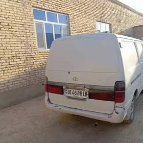 Toyota Hiace 1995