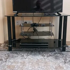 Телевизор и подтсавка