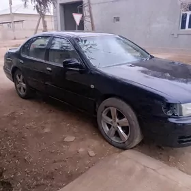 Nissan Cefiro 1995