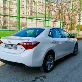 Toyota Corolla 2015