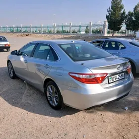 Toyota Camry 2016