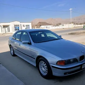 BMW E39 1998