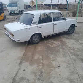 Lada 2104 1984