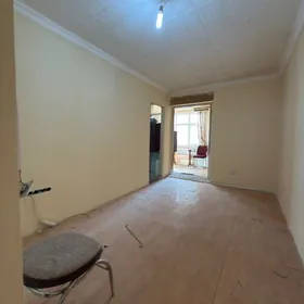 Amatly gostinka 1etaž 4mkr uly