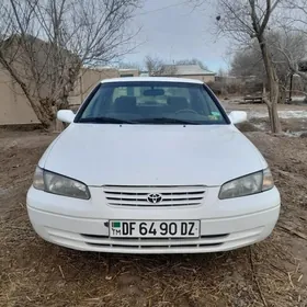 Toyota Camry 1999