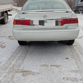 Toyota Camry 2001