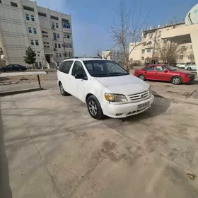 Toyota Sienna 2000