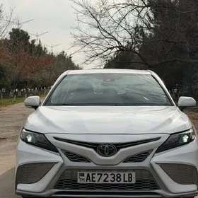 Toyota Camry 2022
