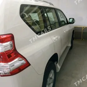 Toyota Land Cruiser Prado 2016