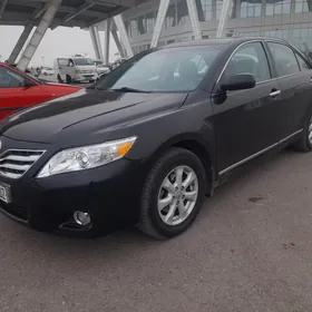 Toyota Camry 2010