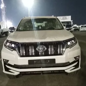 Toyota Land Cruiser Prado 2023