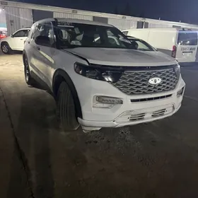 Ford Explorer 2022