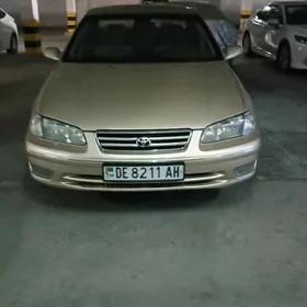 Toyota Camry 1999