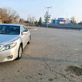 Toyota Camry 2010