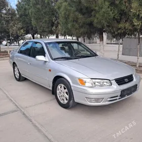 Toyota Camry 2000