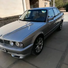 BMW 525 1990