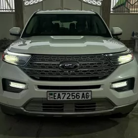 Ford Explorer 2021