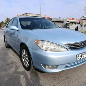 Toyota Camry 2005