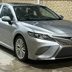 Toyota Camry 2020