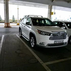 Toyota Highlander 2015