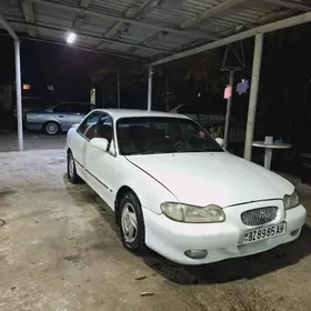 Hyundai Sonata 1999
