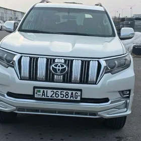 Toyota Land Cruiser Prado 2022