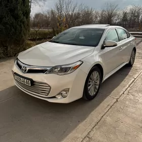 Toyota Avalon 2013