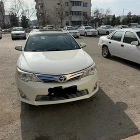 Toyota Camry 2012