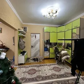 Mir 2  kwadrat prihozka