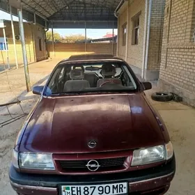 Opel Vectra 1989