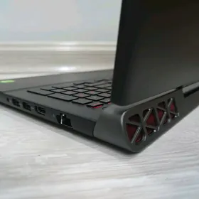 Dell Gaming i7-7 16/512