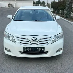 Toyota Camry 2010