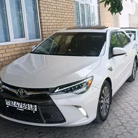 Toyota Camry 2017