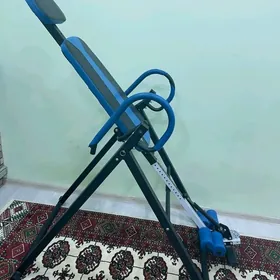 Inversionny stol, bil oňurga.