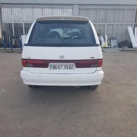 Toyota Previa 1993